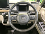 【ステアリングスイッチ】運転中、前方から目線をそらすことなく、オーディオ等の操作が可能な便利機能!安心&快適なドライブを演出してくれます♪