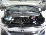 車にとって、とても大切な部分のエンジンルーム。綺麗に清掃済みで安心です。
