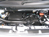 自慢のエンジンはパワードbyHONDAです。精度とバランスにこだわって、低回転からスムースなパワーを発揮します。