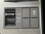 4WDのお車ですので、雪道でも安心です♪降雪地地域にお住まいの方以外にも、ウィンタースポーツが趣味の方や降雪地域へ帰省される機会がある方にもおすすめ!