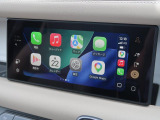 アップルカープレイやアンドロイドオートに対応!運転中にあなたがスマホでしたいことを車載ディスプレイで直接操作可能。運転に集中しながら行き方を調べたりメッセージの送受信、音楽を聴くなど多様な操作が可能!