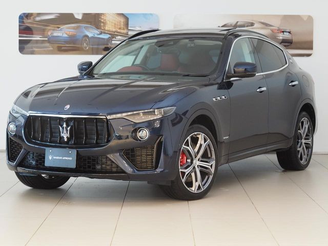 レヴァンテ グランスポーツ ディーゼル 4WD