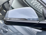 時を経ても深い魅力を放ち続けるBMW。より快適にお乗り頂くためにサポートプログラムをご用意しております。※認定中古車保証は登録日より最長4年間まで延長が可能です。(