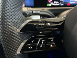 メモリー付きパワーシートが装備されている車両はシートの位置・ドアミラーの角度・ハンドルの位置を3名まで記憶出来ます。