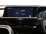 ディスプレイオーディオを装備。スマホとクルマをつなぐことで、これまでのナビに加えて、いろんなサービスが楽しめます。