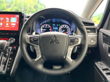 【純正革巻きステアリング】上質な革を使用することで、手にしっかり馴染みとても運転しやすいハンドルです♪