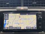 純正ナビを装備。タッチパネル式で使いやすく、お出かけもラクラクです。