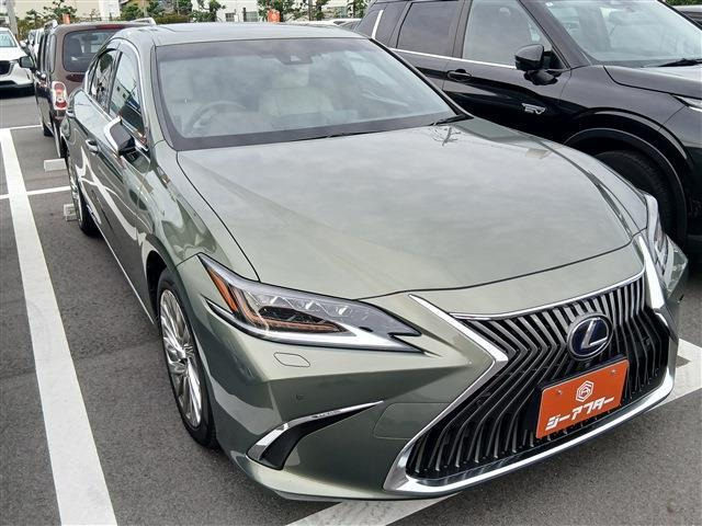 ES 300h バージョンL サンルーフ 3眼LEDヘッドライト