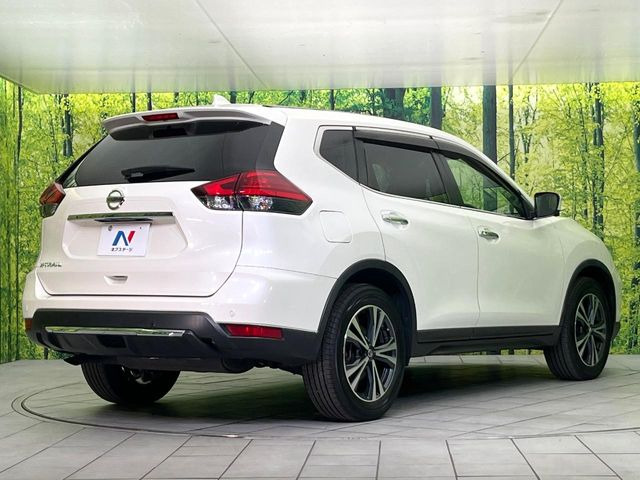 日産 エクストレイル 2.0 20Xi の中古車詳細 (101,943km, ブリリアント