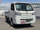 キッズスペースもございます♪お子様連れの方もごゆっくりとお車を見ていただけます☆