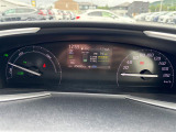【スピードメーター】『スピードメーター』の画像になります。メーターがシンプルで見やすく運転しやすいですね!