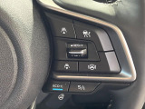【全車速追従機能付クルーズコントロール】高速道路での長距離走行が楽に!!自動で速度を保つクルーズコントロールが、衝突軽減システムと連携し、前方の車両を感知して車間を保つように速度調節してくれます!!