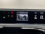 車両情報や燃費データを見やすく表示。