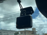 【ドライブレコーダー】ドライブレコーダー装備!走行中はもちろん、あおり運転や事故に遭遇した際、映像で記録し、万一のリスクに備えます。※記録用SDカードはお客様ご自身でご準備いただく必要があります。