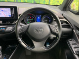 【ステアリングスイッチ】運転中、前方から目線をそらすことなく、オーディオ等の操作が可能な便利機能!安心&快適なドライブを演出してくれます♪