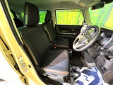運転席シート廻りは使用感も少なく、良好な状態となっています。丁寧に使われていたことがよくわかりますね。