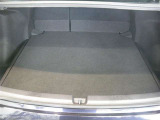 当社の九州運輸局指定工場にて、納車前点検整備致します。 点検項目数は100項目に及び、安心の状態でお客様にお届けいたします!買ってからも安心のカーライフを提供します。