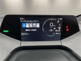 見やすいメーターレイアウトで運転をサポート!