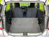 普段のお買い物や通勤、送迎等に十分な荷室スペースを確保しております。セカンドシートを倒すと、大きな荷物の積載も可能です♪