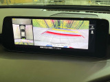 【360&deg;ビューモニター】専用のカメラにより、上から見下ろしたような視点で360度クルマの周囲を確認することができます☆死角部分も確認しやすく、狭い場所での切り返しや駐車もスムーズに行えます。