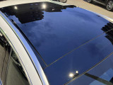 メルセデス・ベンツ[認定中古車]は、メルセデス・ベンツ日本株式会社が認定するメーカー保証制度が適用される中古車です。これは正規販売店のみで認められた保証制度です。