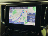 【9インチ ディスプレイオーディオ】大画面ディスプレイへお持ちのスマートフォンと連携して、ナビやbluetoothでの音楽再生が可能です♪デザインはもちろん操作性も良好!別途ナビ機能の取付可能です♪