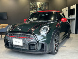 【MINI正規ディーラーMINI NEXT福岡東】弊社車輌をご覧頂き、誠にありがとうございます♪車輌価格には保証料金も含まれております。安心してご検討下さい! ※定休日 第二・第三火曜日と毎週水曜日