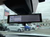 荷物をたくさん載せても後ろの確認が出来る便利なスマートルームミラー!