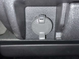 シガーソケット用の充電器が使用可能です!