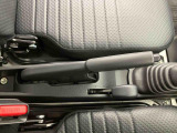 小さなクルマを知り尽くしたエキスパートが、基本性能に関わる機能や状態を徹底的に点検致します。
