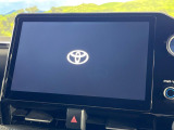 【メーカー10.5インチ ディスプレイ】大画面のディスプレイはAppleCarPlayやAndroidAutoが利用可能。大きな画面でスマホナビアプリ等が利用いただけます♪