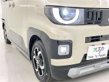 フォグランプ装着車です。暗い夜道の車両前方を明るく照らします