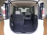乗る人の人数や、積む荷物の大きさに合わせて対応できるシートアレンジ!