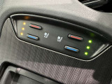 シートベンチレーション付きです。シートと密着部分の空気を換気して蒸れを防いでくれるので、暑い時期も快適に過ごせます♪一度使ったら手放せません!