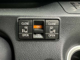 両側電動スライドドアで狭い所でも乗り降り楽々です!