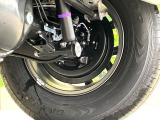 お車を安心してお乗りいただく為には、足回りの定期点検が欠かせません。サービスサポート(有償保証)では無料点検もご提供しており、安心のカーライフをお過ごしいただけるサポート体制が整っています。