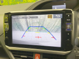 【バックカメラ】駐車時に後方がリアルタイム映像で確認できます。大型商業施設や立体駐車場での駐車時や、夜間のバック時に大活躍!運転スキルに関わらず、今や必須となった装備のひとつです!