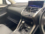 【 オートエアコン 】車内温度を感知して自動で温度調整をしてくれるのでいつでも快適な車内空間を創り上げます!