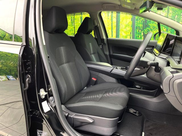 日産 ノート 1.2 X の中古車詳細 (16,470km, スーパーブラック, 大阪府