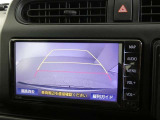 バックガイドモニターで、後方を確認しながら安心して駐車することができます。運転初心者も熟練者も必須の機能ですよ!