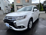 アウトランダーPHEV 2.0 G ナビパッケージ 4WD 純正ナビ フルセグTV Bluetooth