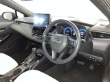この車で色んな場所へドライブに出かけてみませんか。