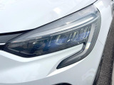 ●LEDヘッドライト:夜間走行時も良好な視界を確保し安心して運転できる高輝度LEDヘッドライトを装備!点灯速度が早く、消費電力も抑えられています。