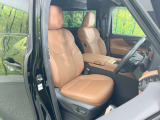 運転席シート廻りは使用感も少なく、良好な状態となっています。丁寧に使われていたことがよくわかりますね。
