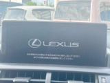 【メーカー純正ナビ】インテリアに溶け込むスタイリッシュな「専用設計」メーカーナビを装備♪視認性や操作性など基本性能にも優れ、より上質なカーライフをお楽しみいただけます。