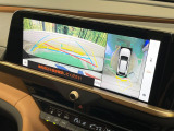 【パノラミックビューモニター】専用のカメラにより、上から見下ろしたような視点で360度クルマの周囲を確認することができます☆死角部分も確認しやすく、狭い場所での切り返しや駐車もスムーズに行えます。