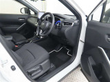 【禁煙車の定義】当店の定義・・・☆タバコ臭くない事☆コゲがない事☆灰皿等の喫煙器具が未使用の事 以上3項目をクリアした場合【禁煙車】と表示します。(現状を表しています。過去の事は、断定できません。)