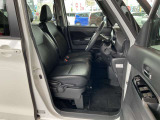 【メンテプロパック】お客さまの快適なカーライフのために、クルマを知り尽くしたプロが法定点検や安心点検など6か月ごとの点検でおクルマの状態を定期的にチェックします