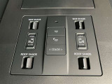 後席用各種スイッチ(天井)