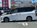 セレナ 1.4 e-POWER ルキシオン 